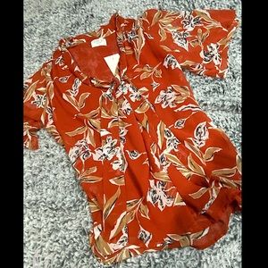 Floral boutique blouse